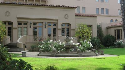 Richard H. Chambers U.S. Court of Appeals building in Pasadena, California, home to the Ninth Circuit