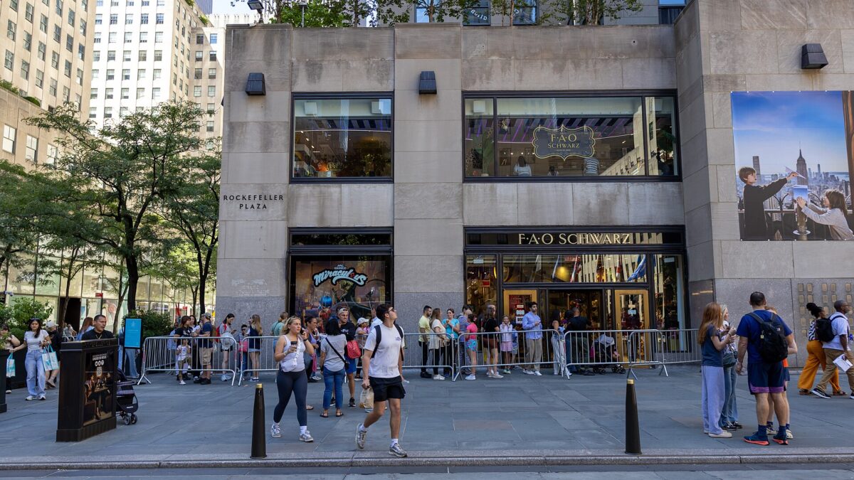 FAO Schwarz toy store at Rockefeller Center in New York