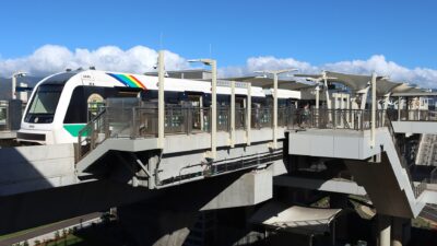 A driverless Honolulu Skyline train at Lelepaua Station